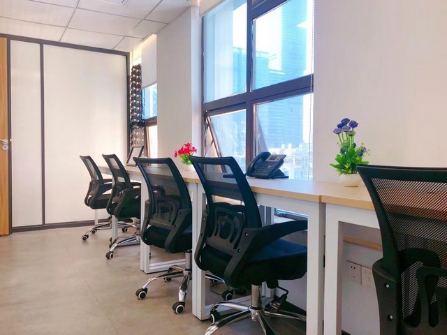 黄浦区电子维修工作桌上门服务